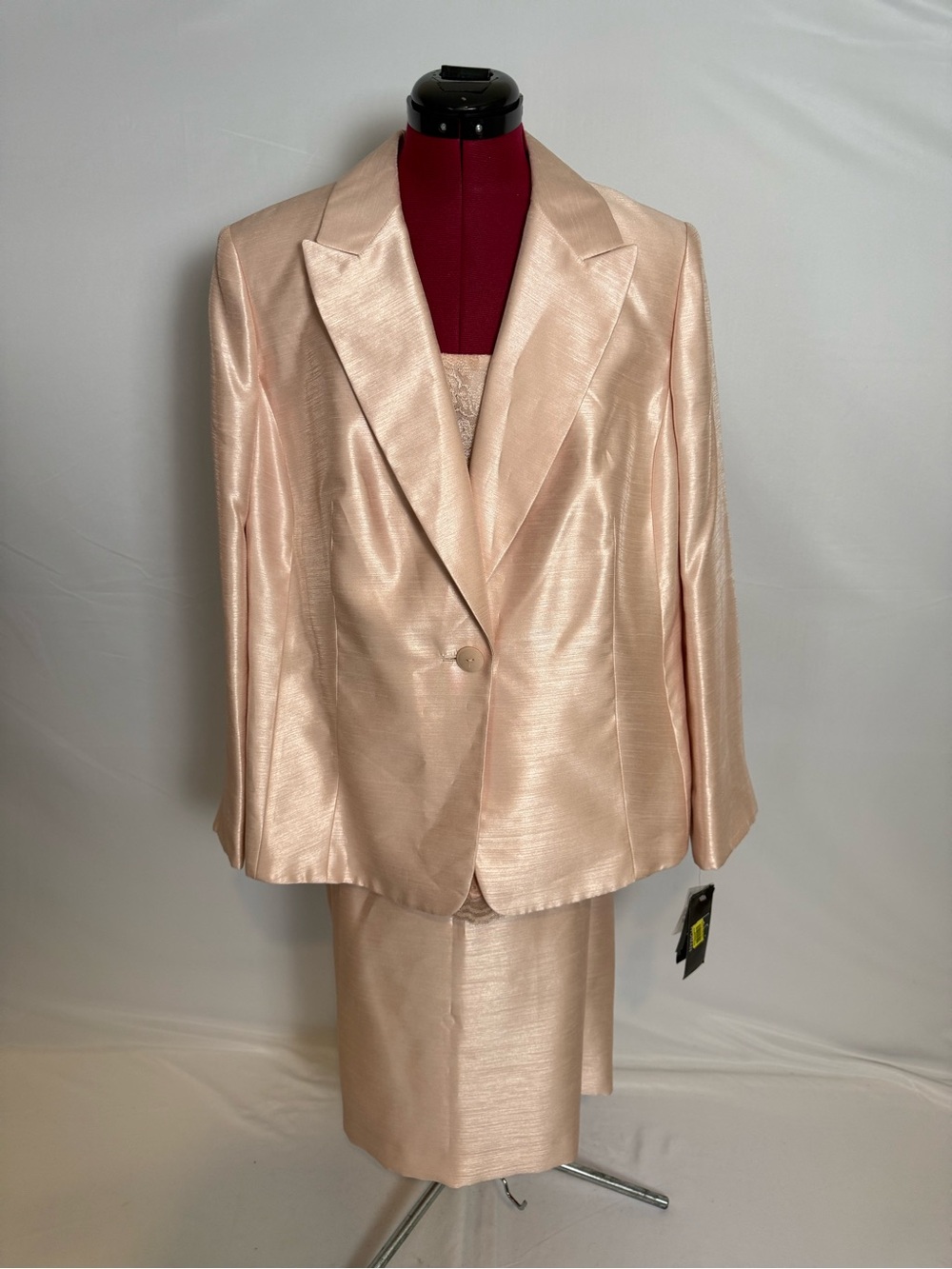 NWT Le Suit Skirt Suit Size 16W Dusty Pink 3-Piece Set Blazer, Shell & Skirt